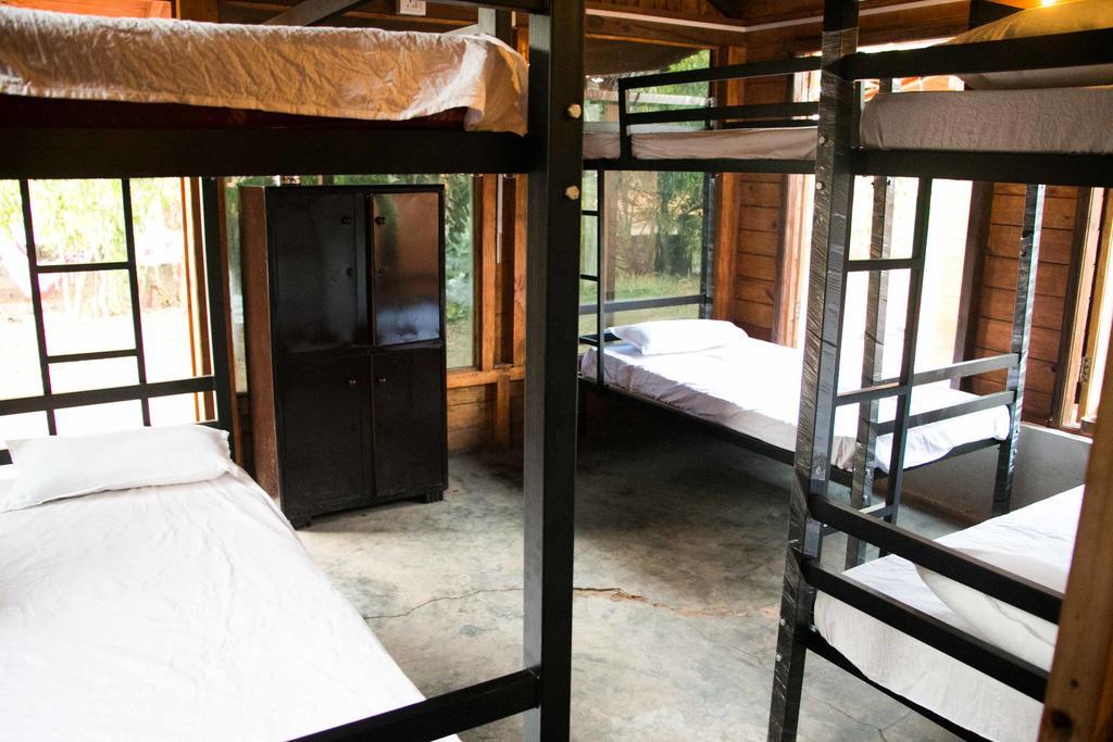 Wonderland Hostel Анжуна Номер фото